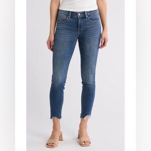 Lucky Brand NWT Ava Mid Rise Skinny Ankle Chewed hem Shark bites Med Wash Sz 32